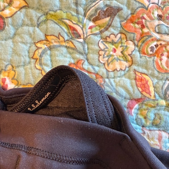 lululemon athletica wunder train high rise short pockets - Picture 2 of 3